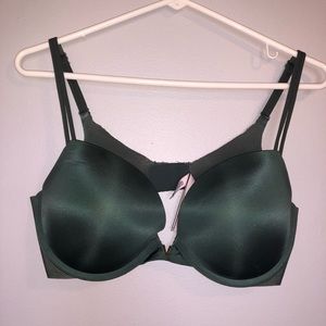 Victoria’s Secret push-up bra